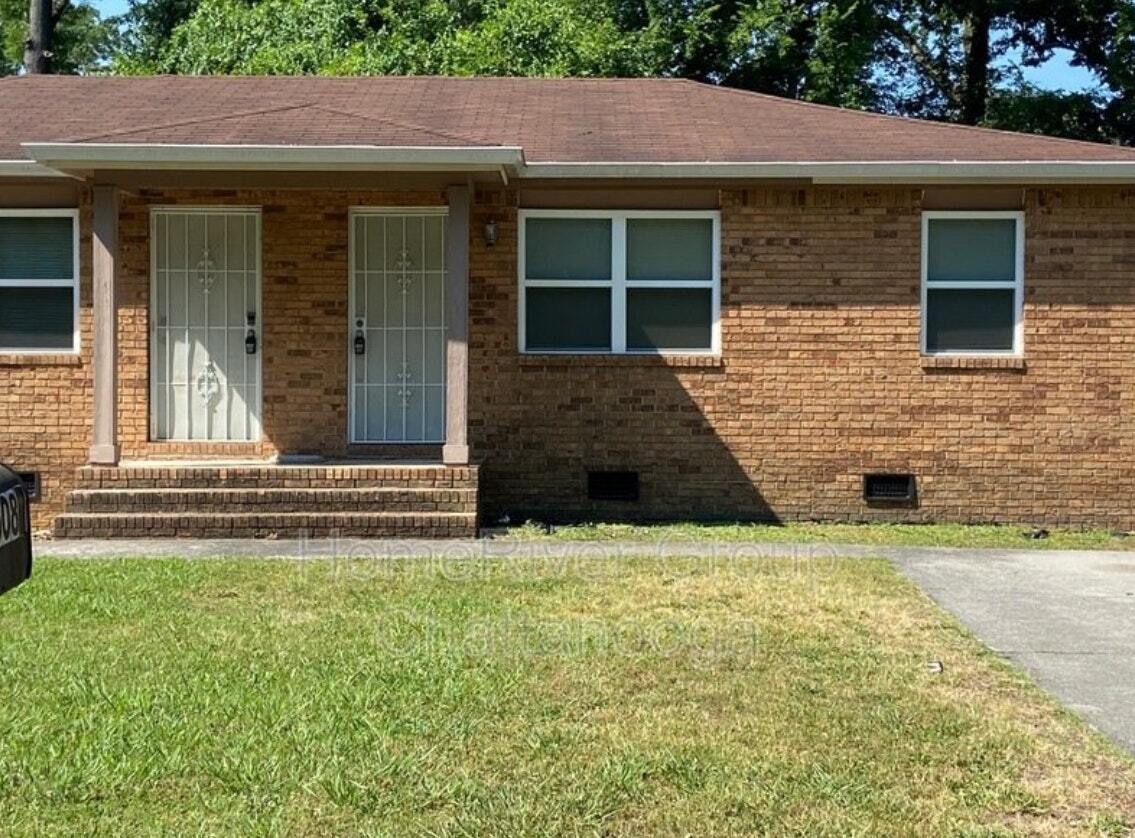 Primary Photo - 5608 Spring Garden Ln