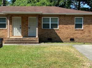 Building Photo - 5608 Spring Garden Ln
