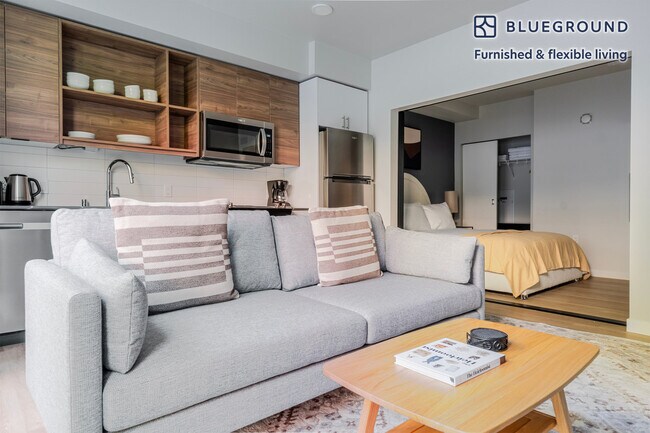Foto del edificio - 2222 15th Ave W