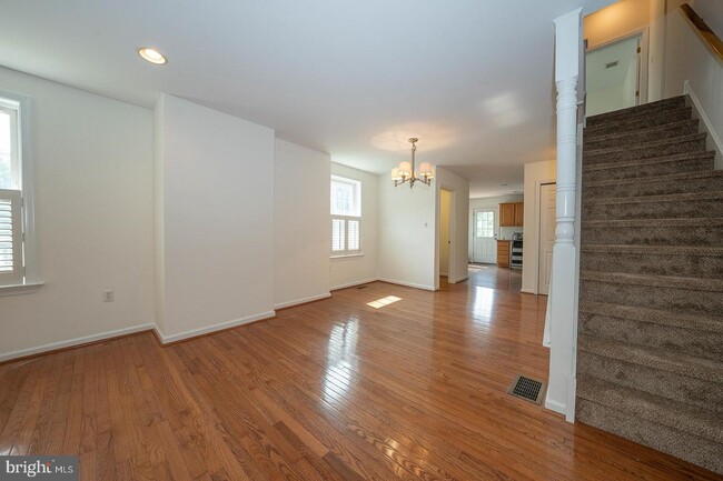 Foto del edificio - 231 Plant Ave