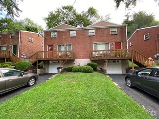 Building Photo - 920 Sleepy Hollow Rd