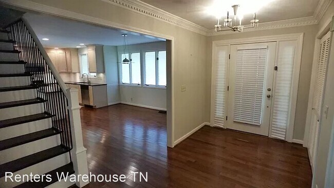Building Photo - 4 br, 2.5 bath House - 1018 Gracelawn Drive
