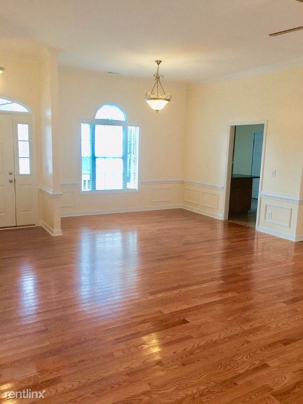 Building Photo - 4 br, 2.5 bath House - 216 Lockhaven Pl