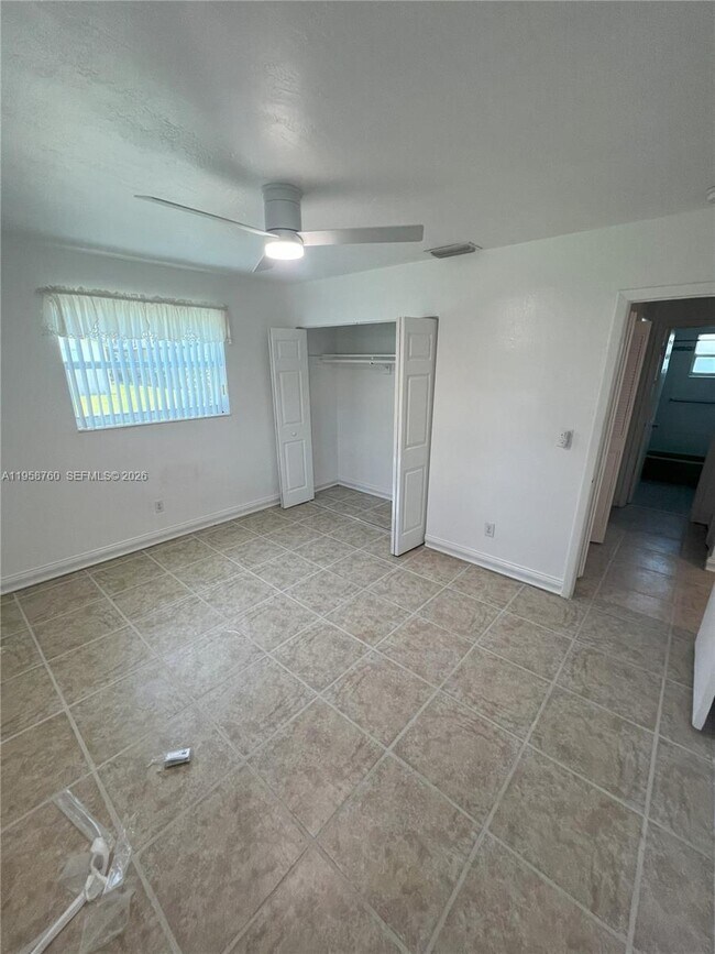 Building Photo - 25423 SW 107th Ct