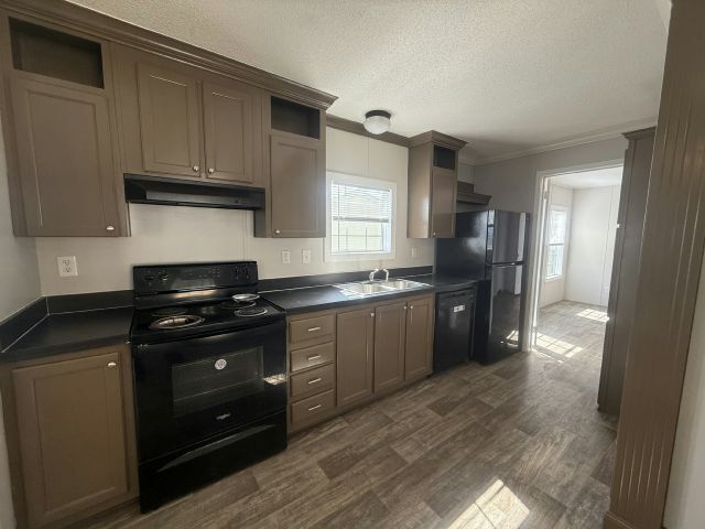 Foto del edificio - 9711 Polak Dr