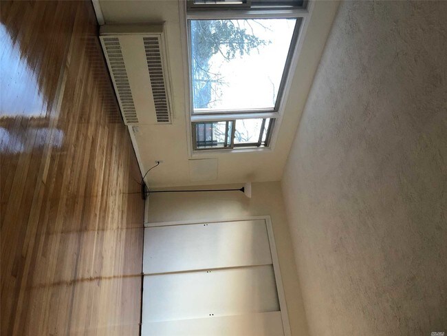 Building Photo - 75-03 164th St