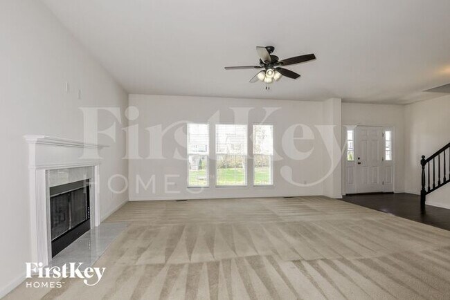 Building Photo - 1404 Colonial Dr