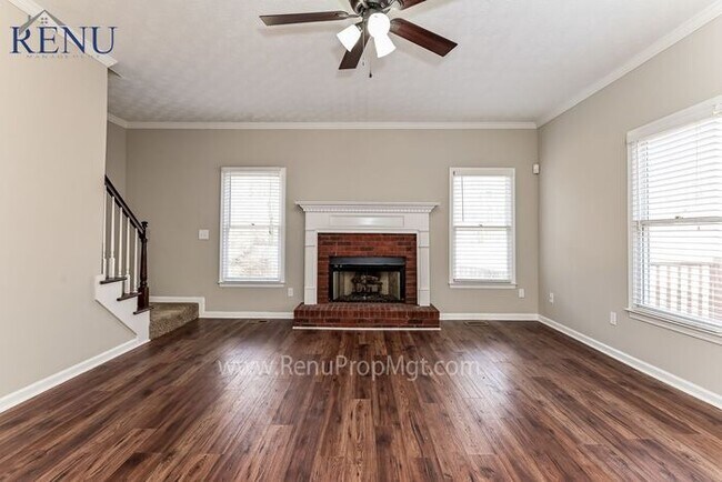 Foto del edificio - Now available 4 bedrooms 2.5 baths