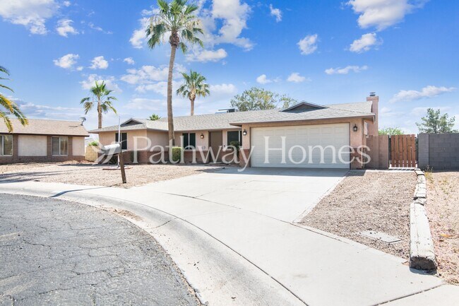 Foto del edificio - 4441 N 102nd Way