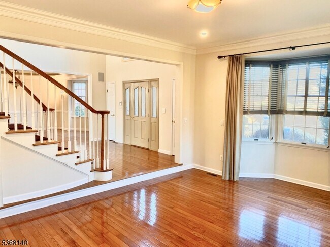 Foto del edificio - 43 Rosewood Ct