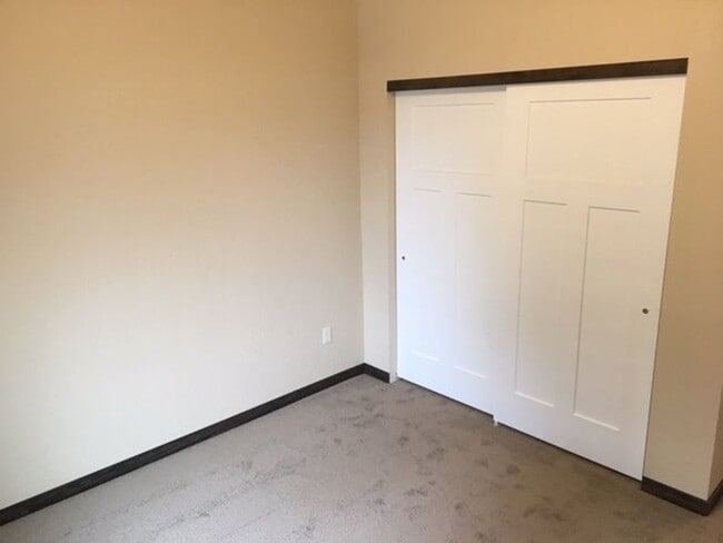 Building Photo - SINGLE FAMILY HOME ON GUY RD (APP#118)