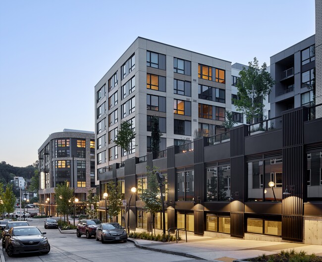 Building Photo - Grand Street Commons