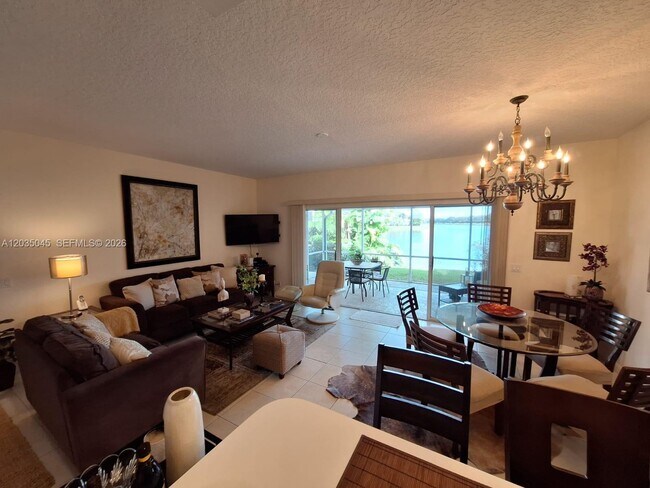 Building Photo - 2104 Tigris Dr