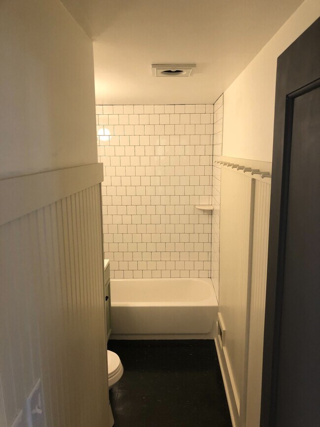 314 S Pettibone St, Crown Point, IN 46307 House Rental in Crown Point