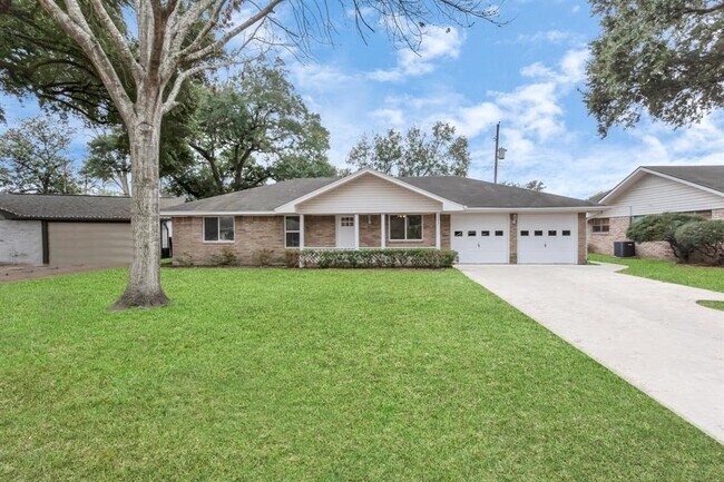 Foto del edificio - 9511 Bundy Ln