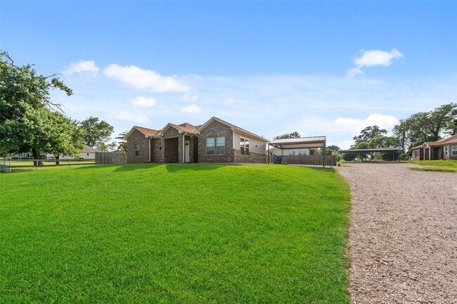 Building Photo - 14103 Overstreet Dr