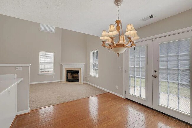Foto del edificio - 2295 Lexington Ln