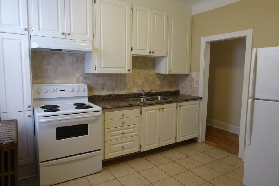 Photo principale - 12 Barton St W