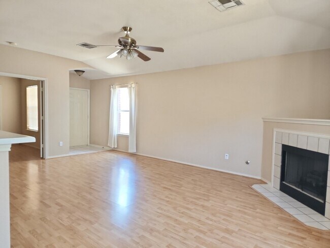 Building Photo - 3642 Windhill Loop