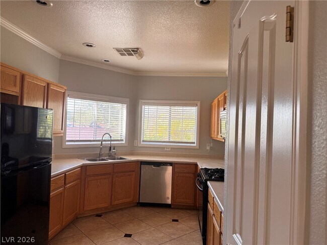 Foto del edificio - 8937 Austin Ridge Ave