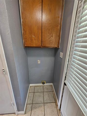 Building Photo - 1621 Windsong Ln