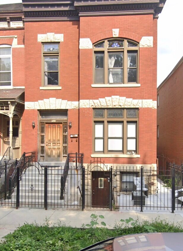 737 S Claremont Ave, Chicago, IL 60612 House Rental in Chicago, IL