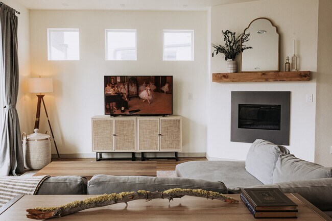 Foto del edificio - 5760 W 39th Pl