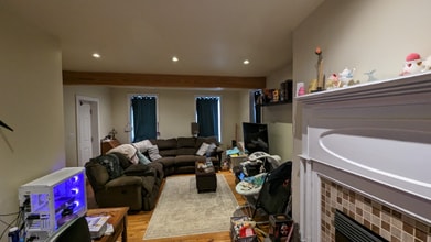 Building Photo - 401 High St