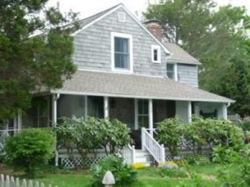 55 Willett Rd, Saunderstown, RI 02874 House Rental in Saunderstown