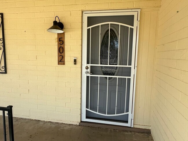 Foto del edificio - Discover this fully renovated 2-bedroom, 2...