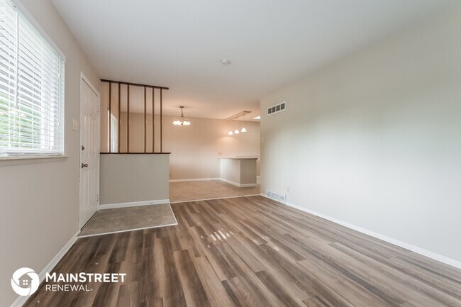 Building Photo - 301 Imperial Dr