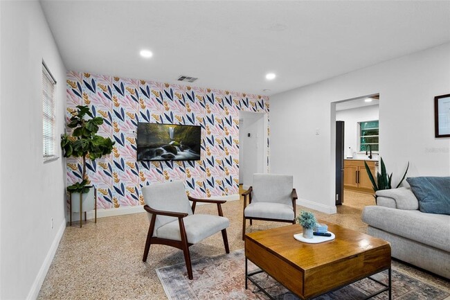 Foto del edificio - 314 W Alva St