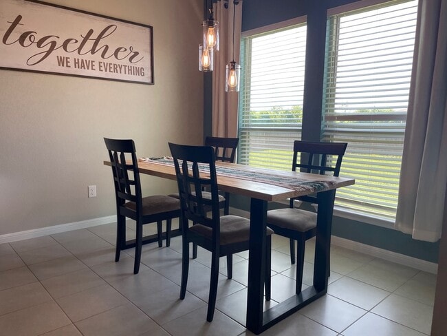 Foto del edificio - 7503 McCulloch Rd