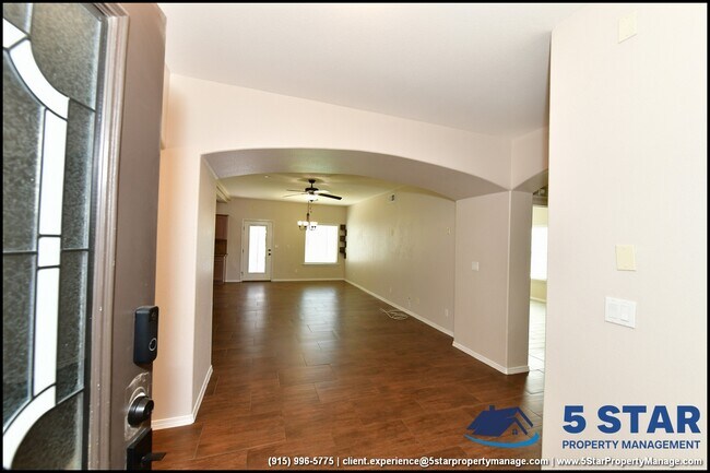 Foto del edificio - 820 Caterick St