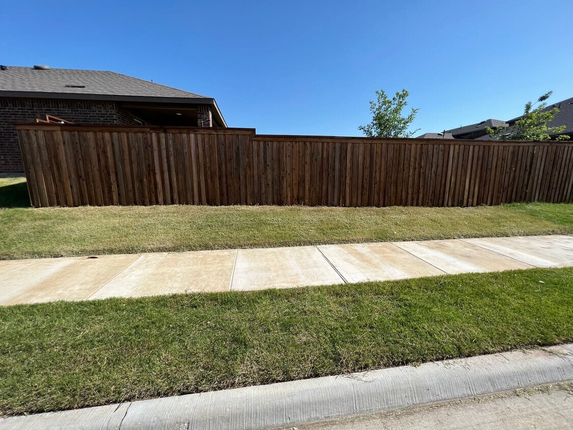 Primary Photo - 3905 Atwood Dr