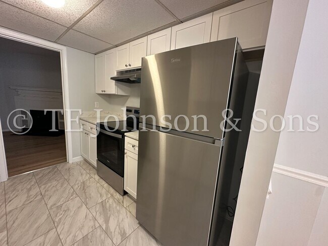Building Photo - Luxurious 3-Bedroom Townhome in Sherwood W...
