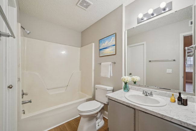 Interior Photo - Valley Square Apartments