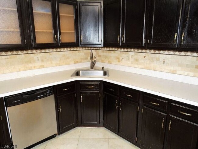 Foto del edificio - 928 Magnolia Ln