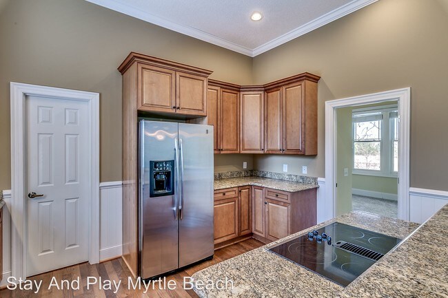 Building Photo - 4 br, 4.5 bath House - 4931 S. Island Drive