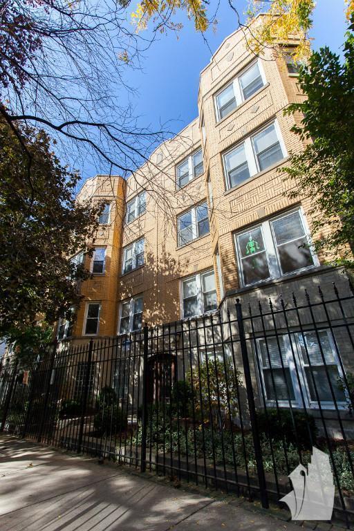 Primary Photo - 3426 W Parker Ave