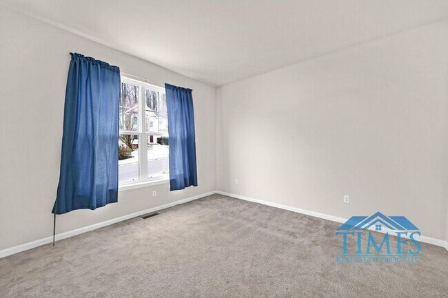 Building Photo - 2816 Westerham Rd