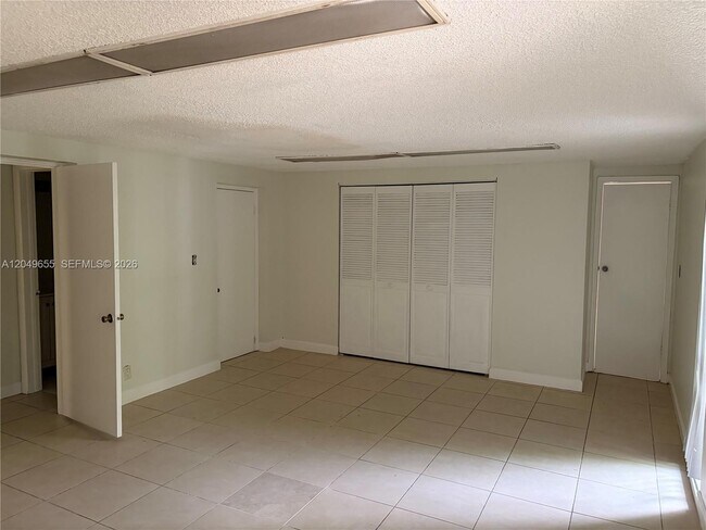 Building Photo - 5853 McKinley St