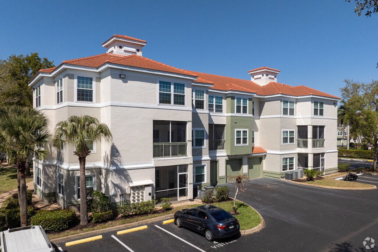 The Tides of Pelican Landing Apartments in Bonita Springs, FL