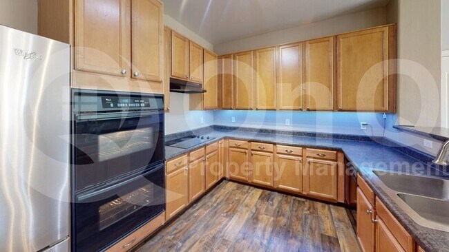 Foto del edificio - 2767 N Saramano Ln