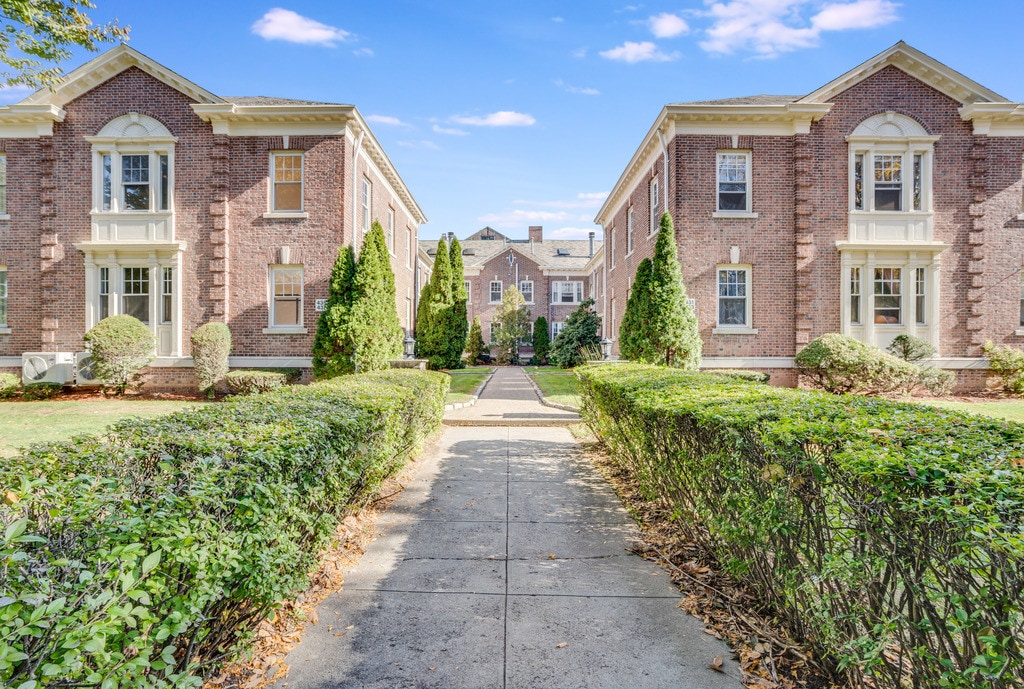 437 Whitney Ave New Haven, CT 06511 Alquileres en New Haven, CT