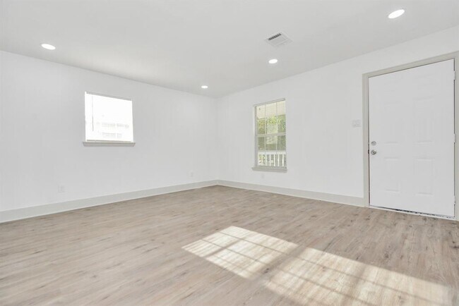 Foto del edificio - 1501 Maiden Ln