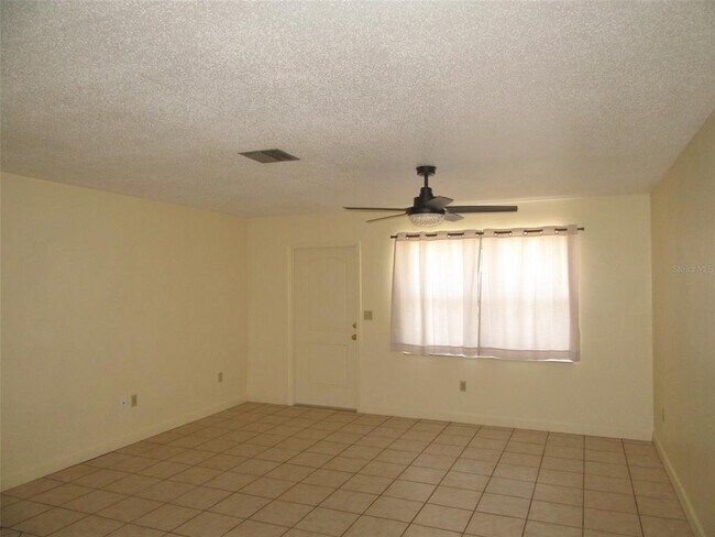 Building Photo - 23023 Foote Ave