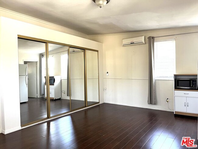 Foto del edificio - 1417 Lucile Ave