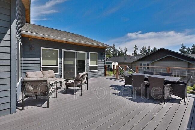 Foto del edificio - 5622 Eveningside Ln