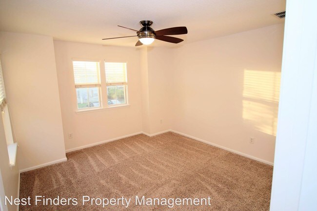 Building Photo - 2325 White Sands Dr